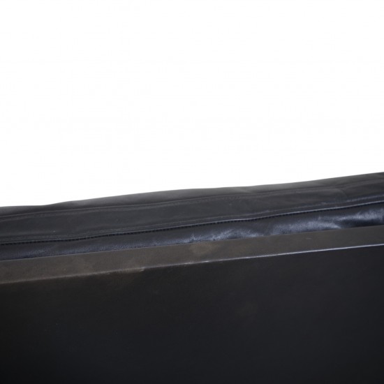 Fabricius and Kastholm BO562 2.personers sofa i sort læder 1990'erne