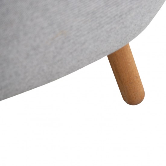 Finn Juhl Poet sofa i gråt stof / sort læder 2020