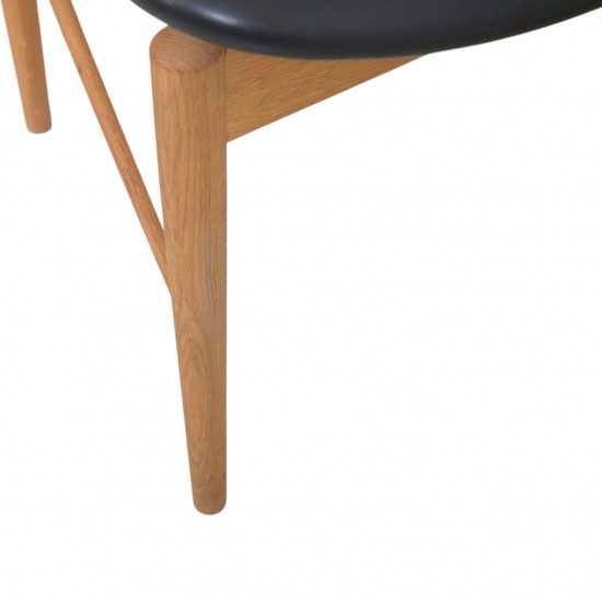 Finn Juhl Karmstol i eg og valnød 2020