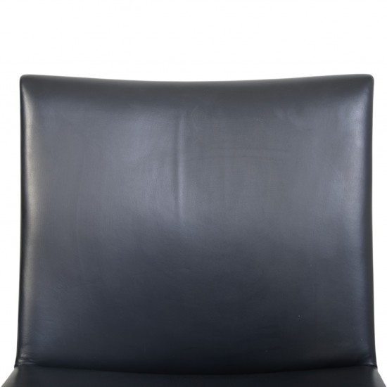 Hans Wegner AP40 stol i sort læder 1990'erne