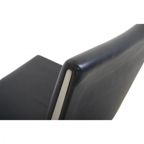 Hans Wegner AP40 stol i sort læder 1990'erne