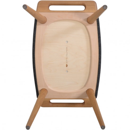 Hans Wegner Bamse stol med skammel i gråt Hallingdal stof 2025