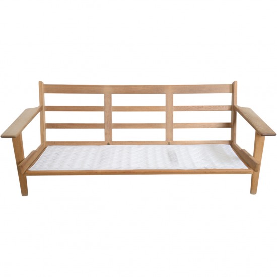 Hans Wegner GE290 3-personers sofa i eg og sort stof 2000'erne