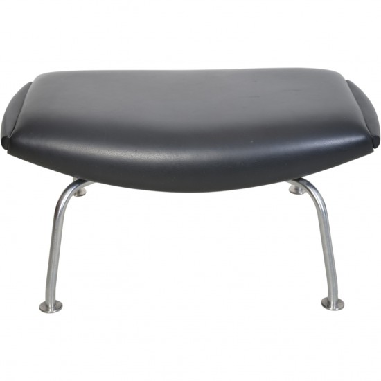 Hans J. Wegner Ox chair med skammel i sort læder 2019