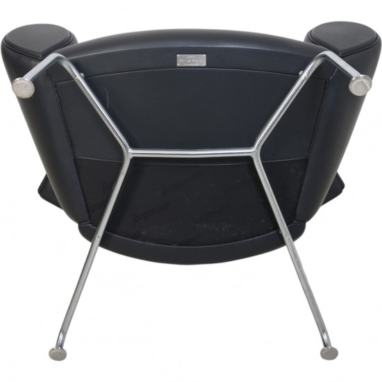 Hans J. Wegner Ox chair med skammel i sort læder 2019