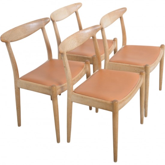 Sæt af 4 Hans Wegner W1 stole i eg 1960'erne
