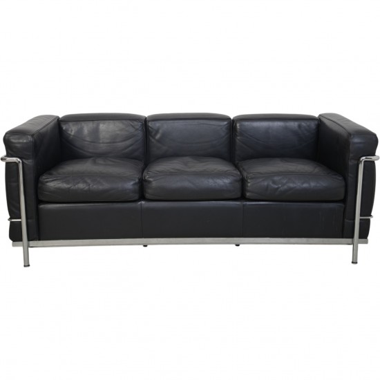 Le Corbusier LC2 3.personers sofa i sort læder 1990'erne