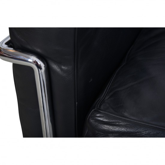 Le Corbusier LC2 3.personers sofa i sort læder 1990'erne