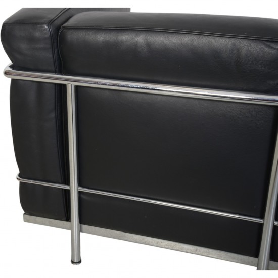 Le Corbusier LC2 3.personers sofa i sort læder 1990'erne