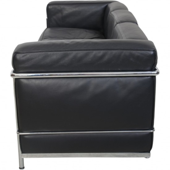 Le Corbusier LC2 3.personers sofa i sort læder 1990'erne