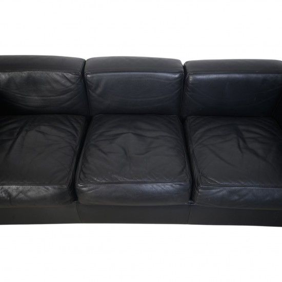 Le Corbusier LC2 3.personers sofa i sort læder 1990'erne