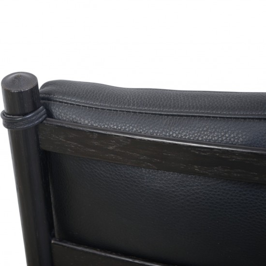 Ole Wanscher Colonial stol i sortlakeret eg og sort læder 2000'erne