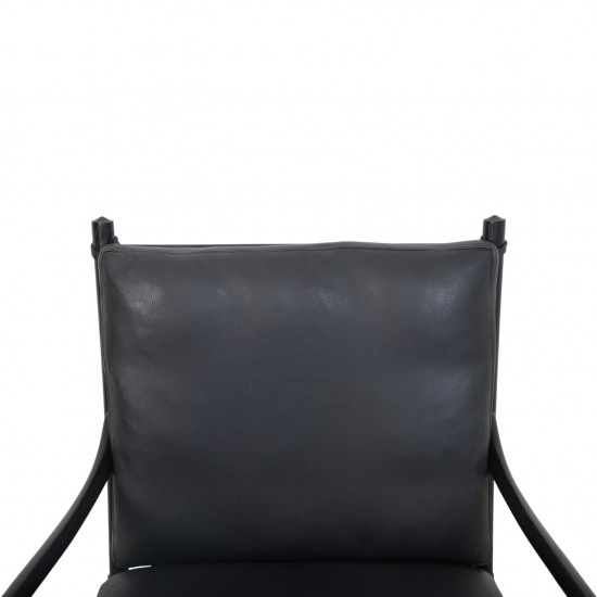 Ole Wanscher Colonial stol i sortlakeret eg og sort læder 2000'erne