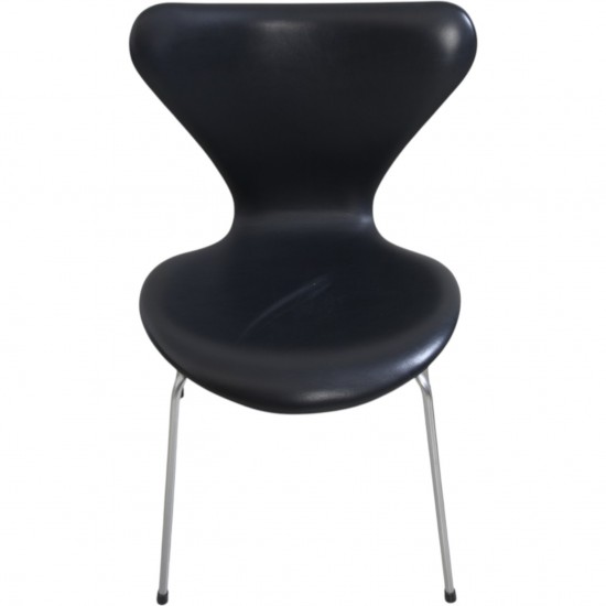Sæt af Seks Arne Jacobsen Syver stole i sort læder 1980'erne