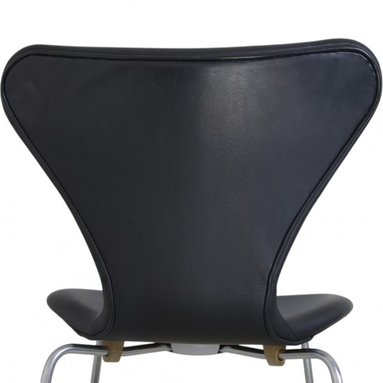 Sæt af Seks Arne Jacobsen Syver stole i sort læder 1980'erne