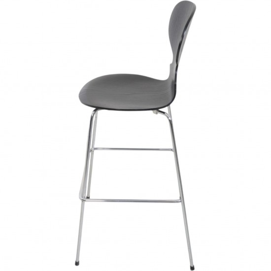 Arne Jacobsen Sæt af to sorte Myre barstole 2008