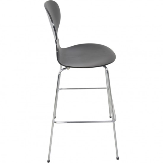 Arne Jacobsen Sæt af to sorte Myre barstole 2008