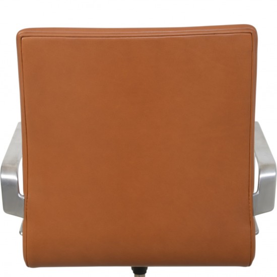 Arne Jacobsen Oxford kontorstol i valnød anilin læder 2008