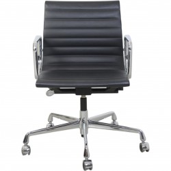 Charles Eames EA-117 kontorstol i sort læder 2022