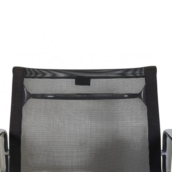Charles Eames EA-117 kontorstol i sort mesh 2002