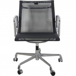 Charles Eames EA-117 kontorstol i sort mesh 2002