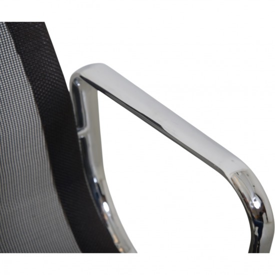 Charles Eames EA-117 kontorstol i sort mesh 2002