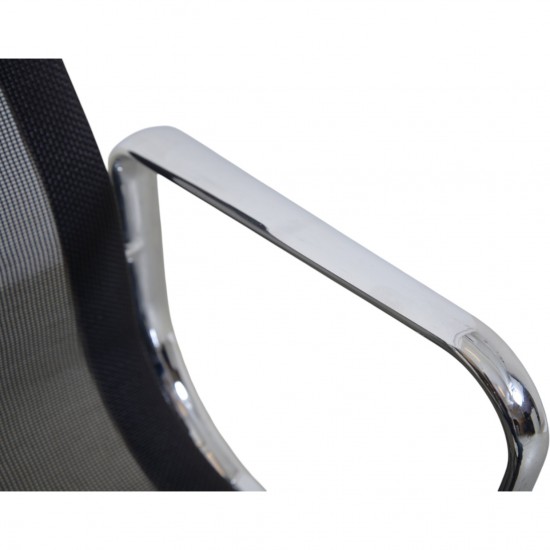 Charles Eames EA-117 kontorstol i sort mesh 2002