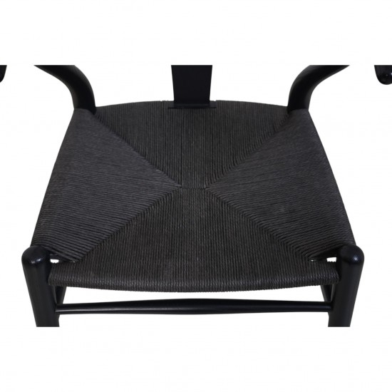 Hans Wegner sæt af fire CH24 Y-stole i sort lakeret eg 2000'erne