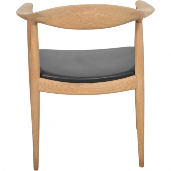 Hans Wegner The chair JH503 i eg og sort læder 1960'erne