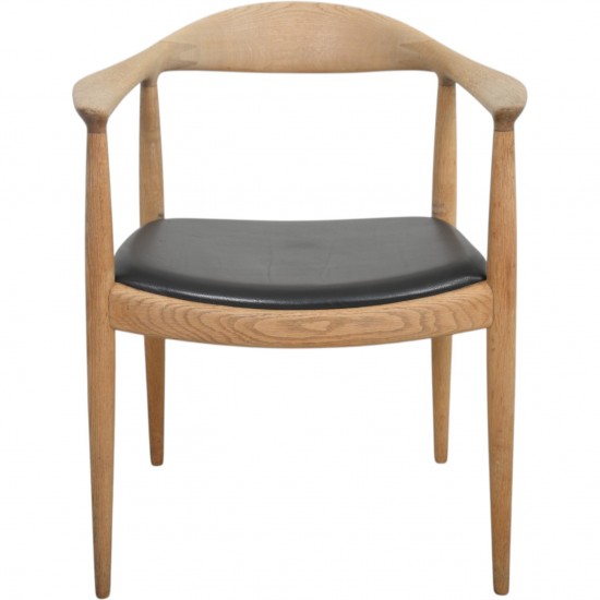 Hans Wegner The chair JH503 i eg og sort læder 1960'erne
