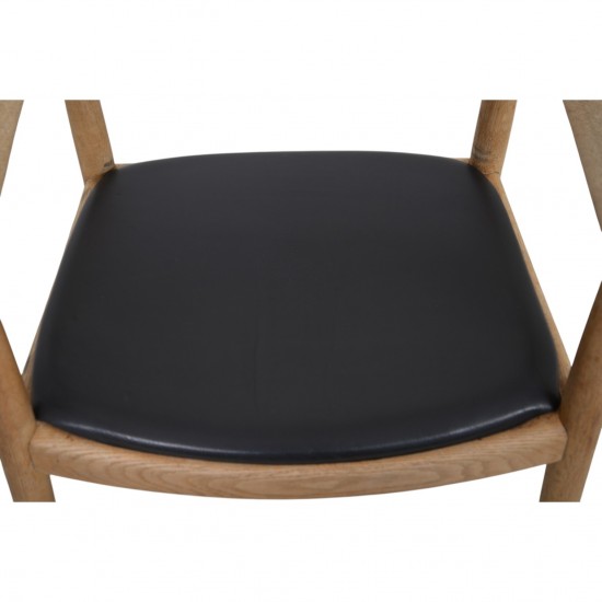 Hans Wegner The chair JH503 i eg og sort læder 1960'erne