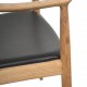 Hans Wegner The chair JH503 i eg og sort læder 1960'erne