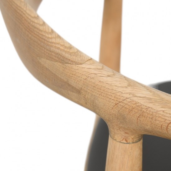 Hans Wegner The chair JH503 i eg og sort læder 1960'erne