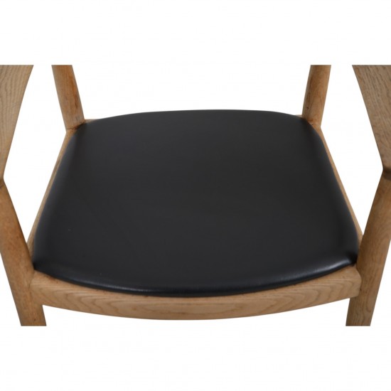 Hans Wegner The chair JH503 i eg og sort læder 1960'erne