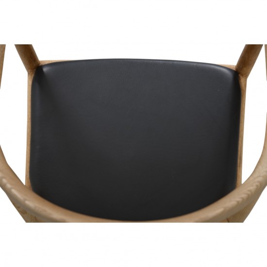 Hans Wegner The chair JH503 i eg og sort læder 1960'erne