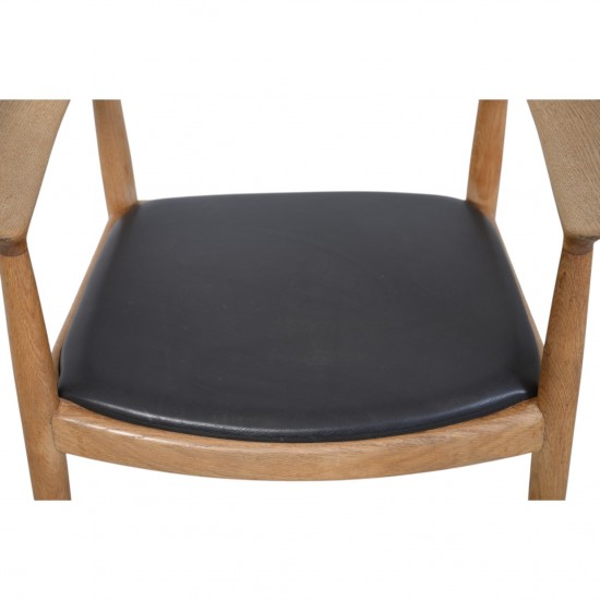 Hans Wegner The chair JH503 i eg og sort læder 1960'erne