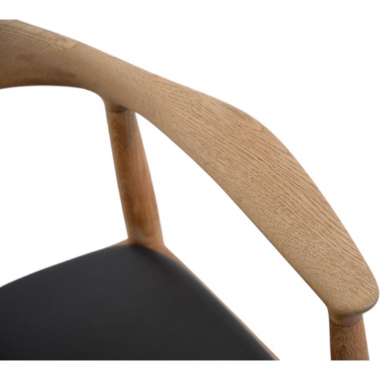 Hans Wegner The chair JH503 i eg og sort læder 1960'erne