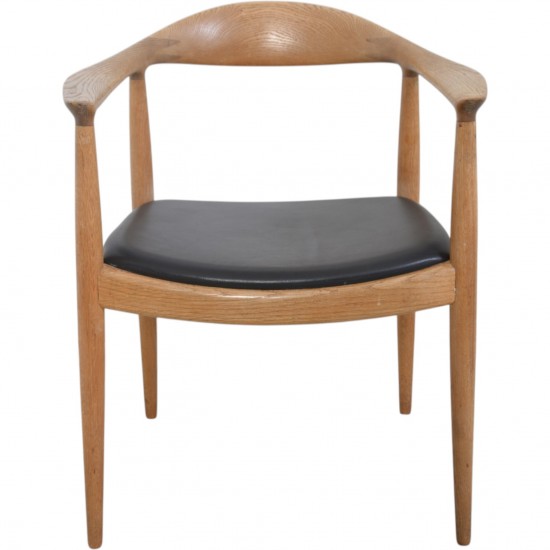 Hans Wegner The chair JH503 i eg og sort læder 1960'erne
