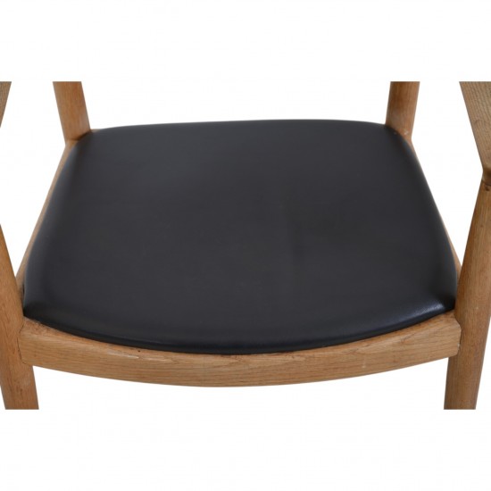 Hans Wegner The chair JH503 i eg og sort læder 1960'erne