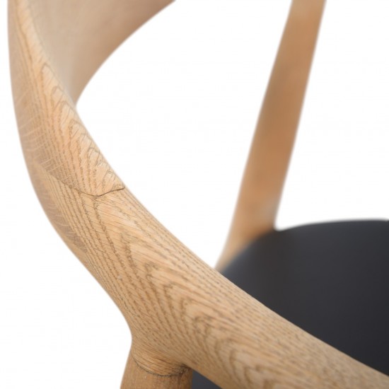 Hans Wegner The chair JH503 i eg og sort læder 1960'erne