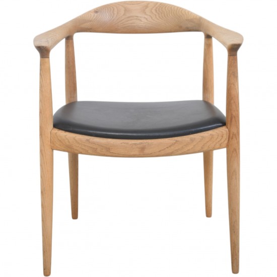 Hans Wegner The chair JH503 i eg og sort læder 1960'erne