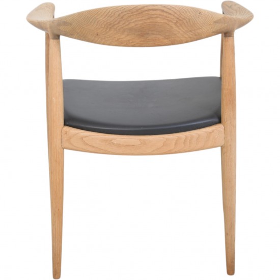 Hans Wegner The chair JH503 i eg og sort læder 1960'erne