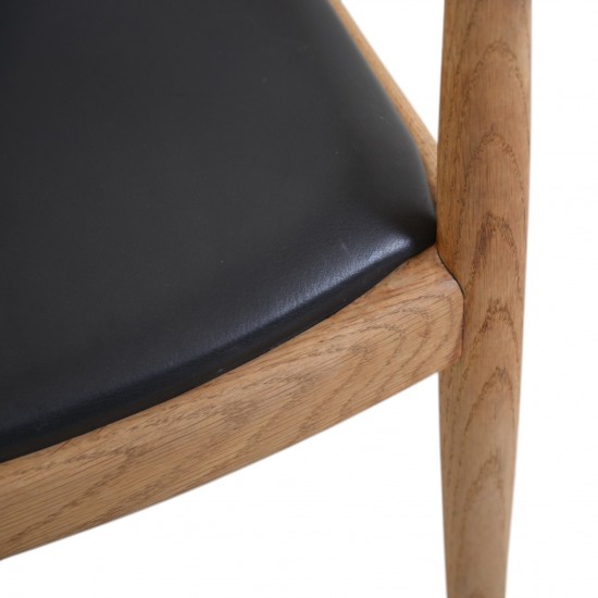 Hans Wegner The chair JH503 i eg og sort læder 1960'erne