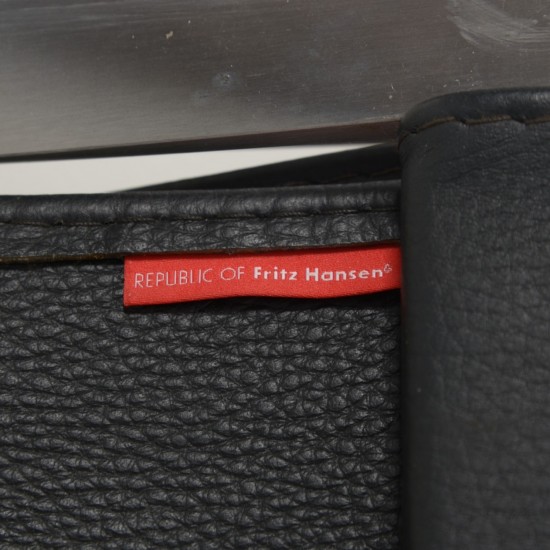 Poul Kjærholm PK91 skammel i sort aura læder 2000'erne