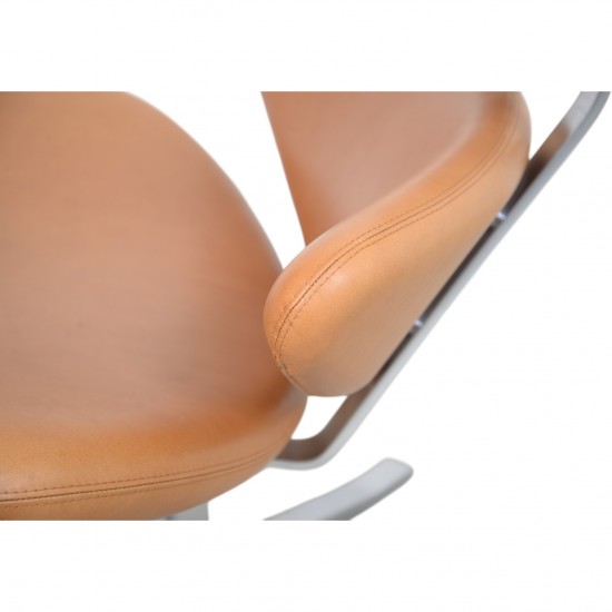 Erik Jørgensen Corona stol i Walnut Elegance læder 2007