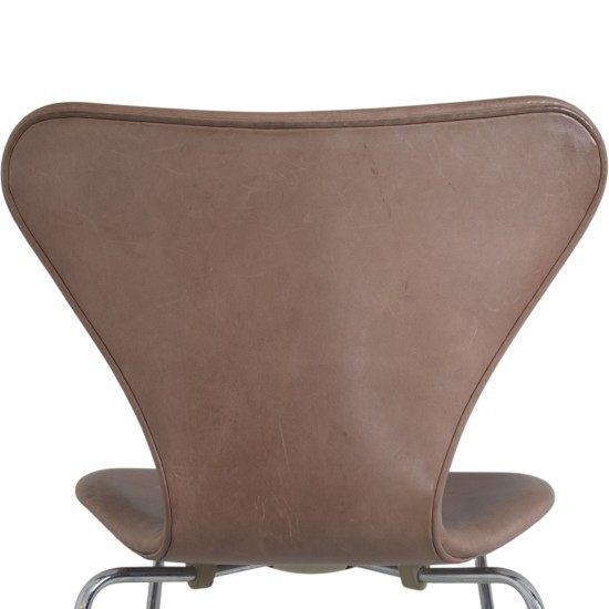 Sæt af 6 Arne Jacobsen Syver stole i patineret brunt læder 1990'erne