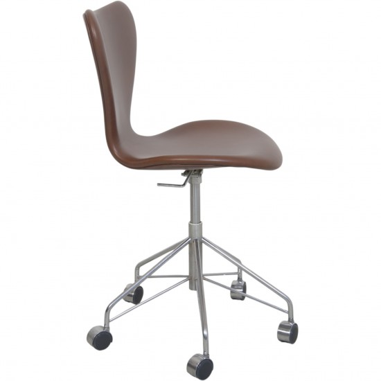 Arne Jacobsen 3117 kontorstol i mokka classic læder 1980'erne