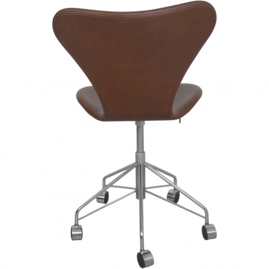 Arne Jacobsen 3117 kontorstol i mokka classic læder 1980'erne