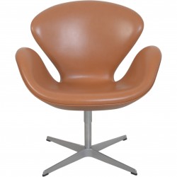 Arne Jacobsen høj Svane stol nybetrukket med cognac classic læder 2006