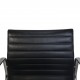 Charles Eames Ea117 kontorstol 2006